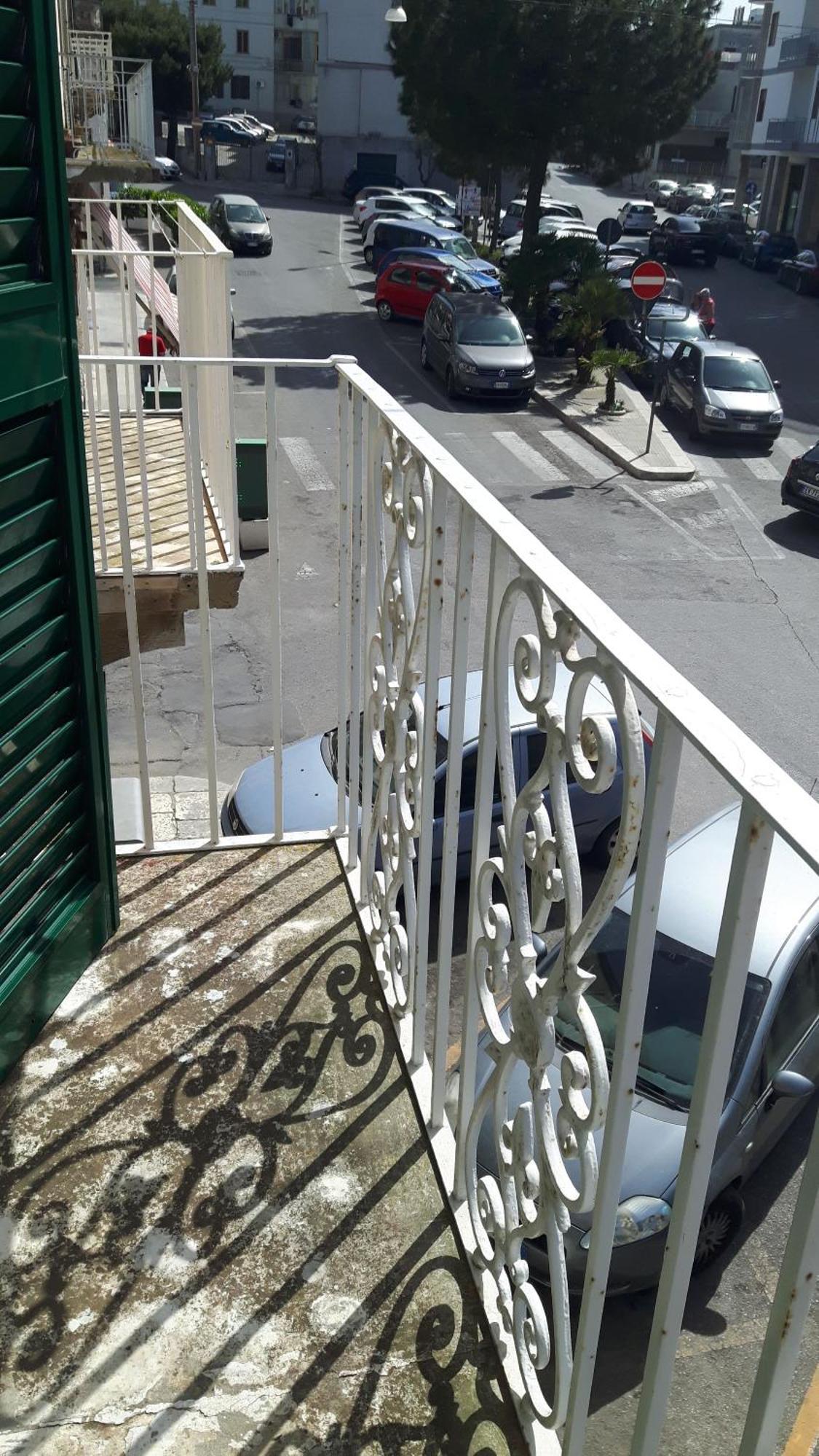 오스투니 Nonna Nella Casa In Centro 아파트 외부 사진